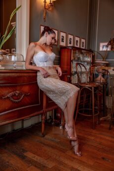 h-era golden glitter skirt