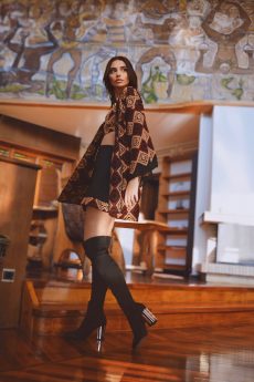 h-era knitted set