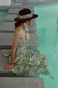 h-era printed dress