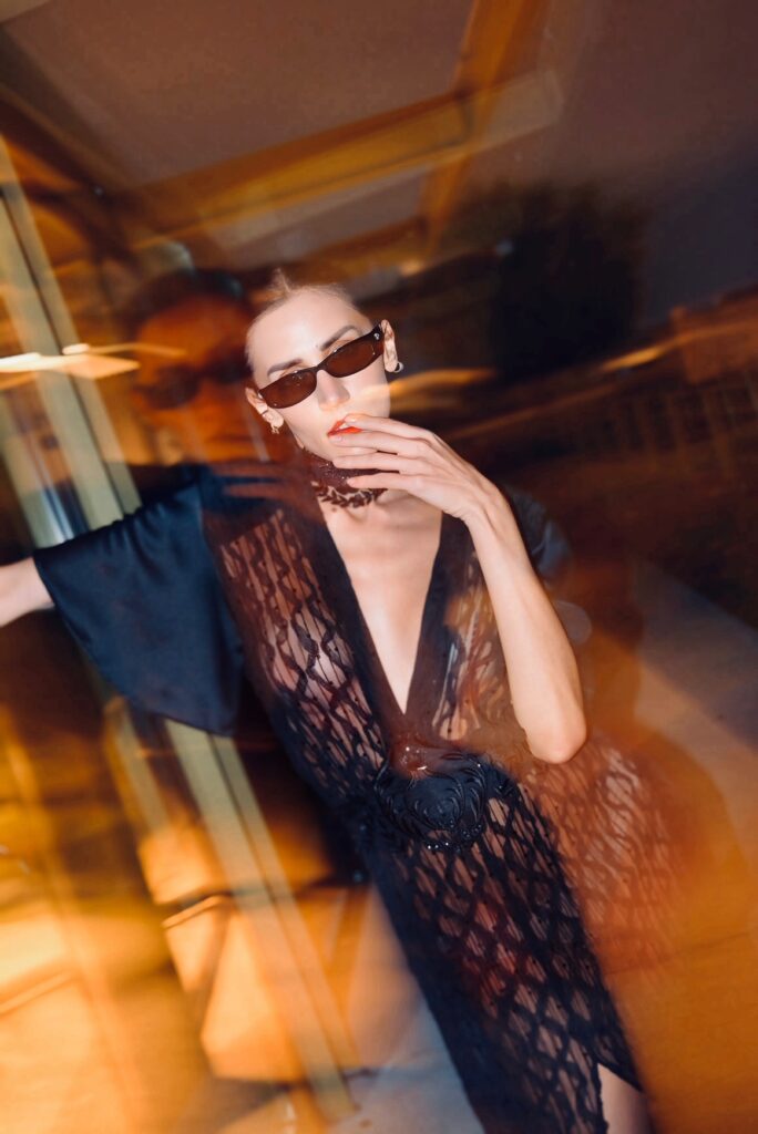 h-era black lace dress